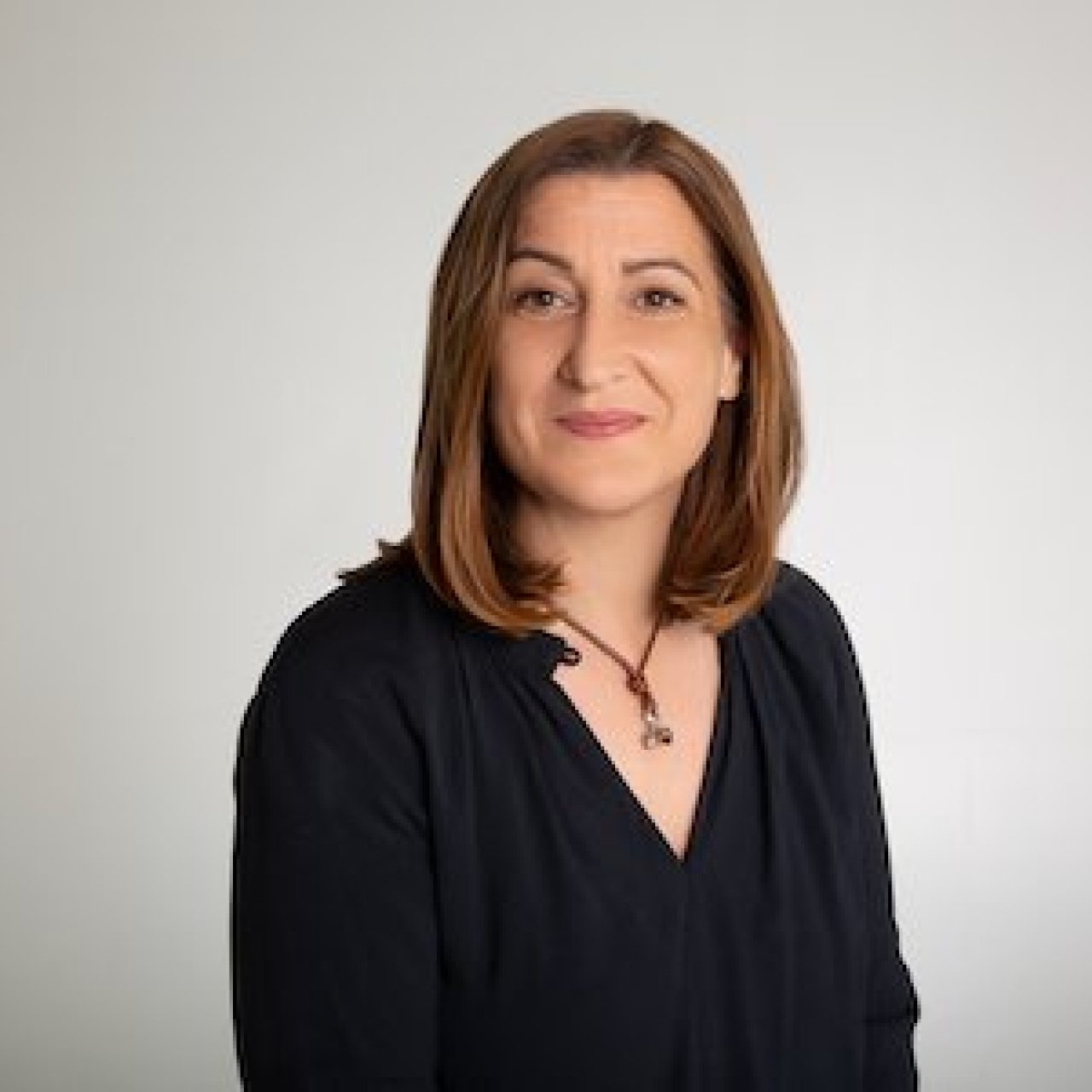 Das Bild zeigt Sandra Zellh&ouml;fer - Testimonial zur Ausbildung Mastering Complexity 2026